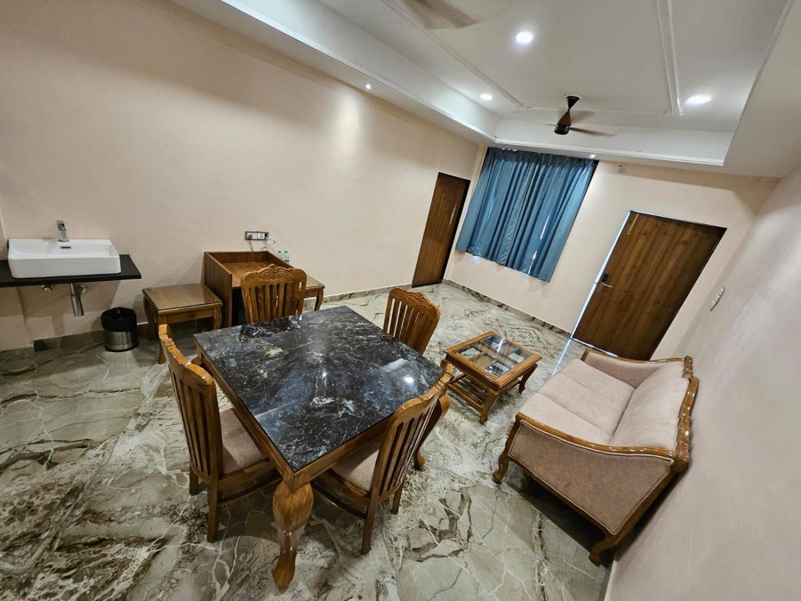 The Mewar Palace And Resort Shivpuri  Екстер'єр фото