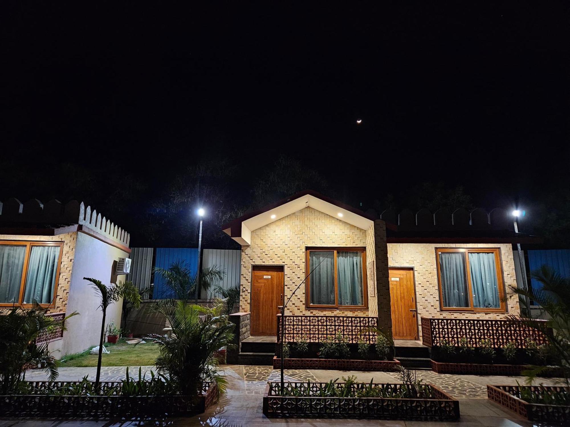 The Mewar Palace And Resort Shivpuri  Екстер'єр фото